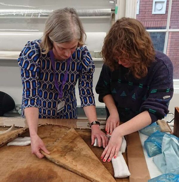 India Ferguson with Courtauld Institute of Art tutor Clare Richardson, delining the painting